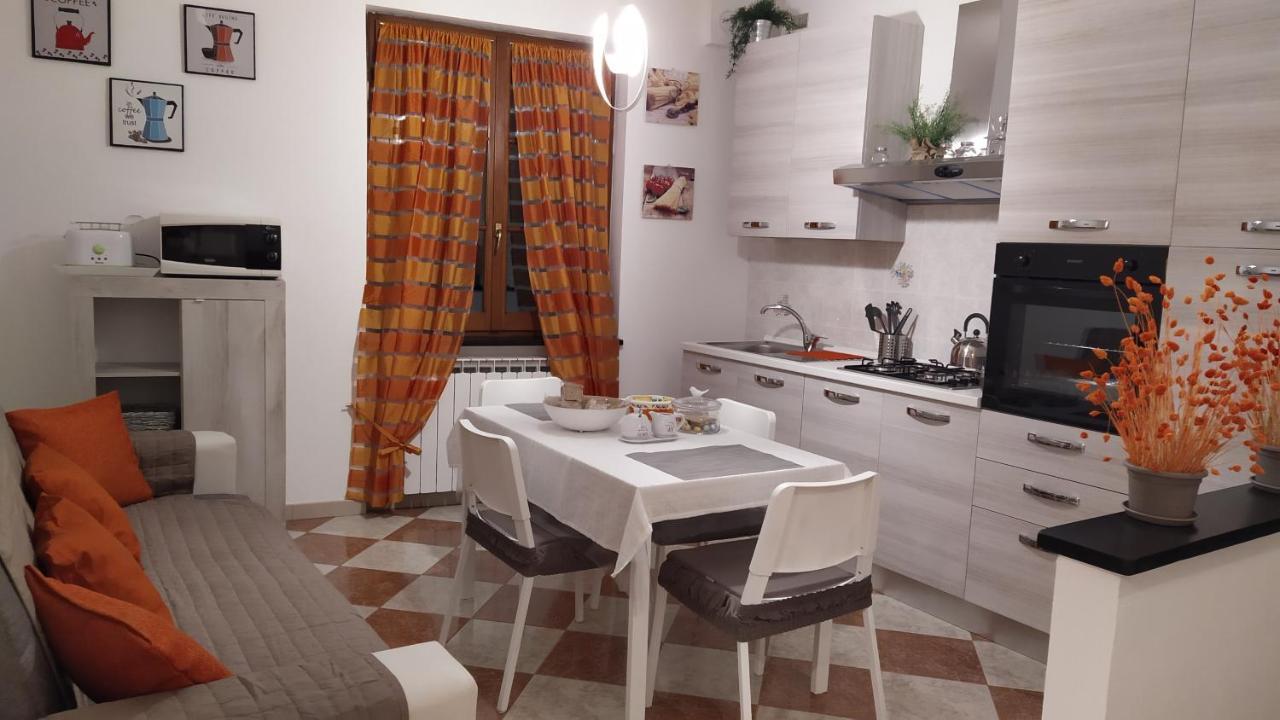 La Casa Dell'Arco Apartment Carasco Bagian luar foto